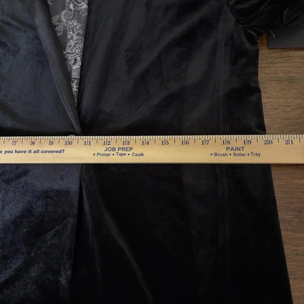 GNW NWT Woman's Velvet Velour Blazer Jacket Size‎ L Black Event Elegant Classy
